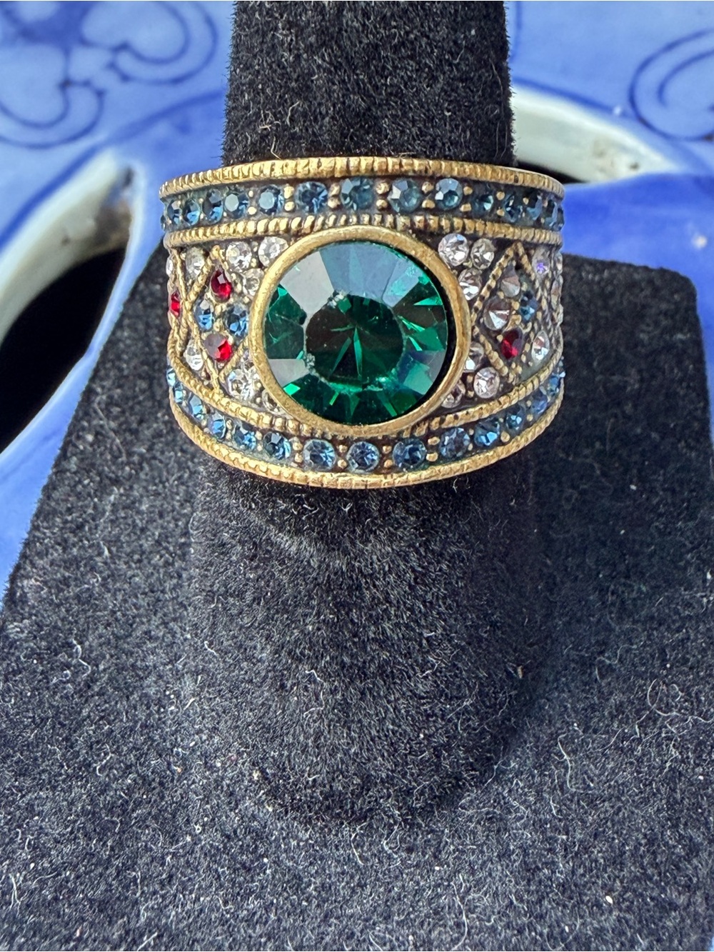 Heidi Daus “Elegant Know-How" Statement Ring *Size 6